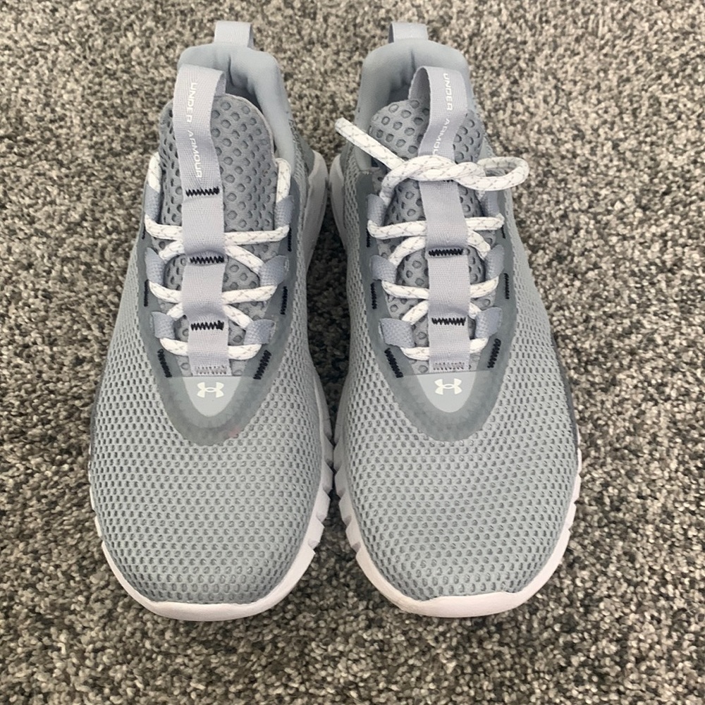 Under Armour Women’s Sneakers!!!